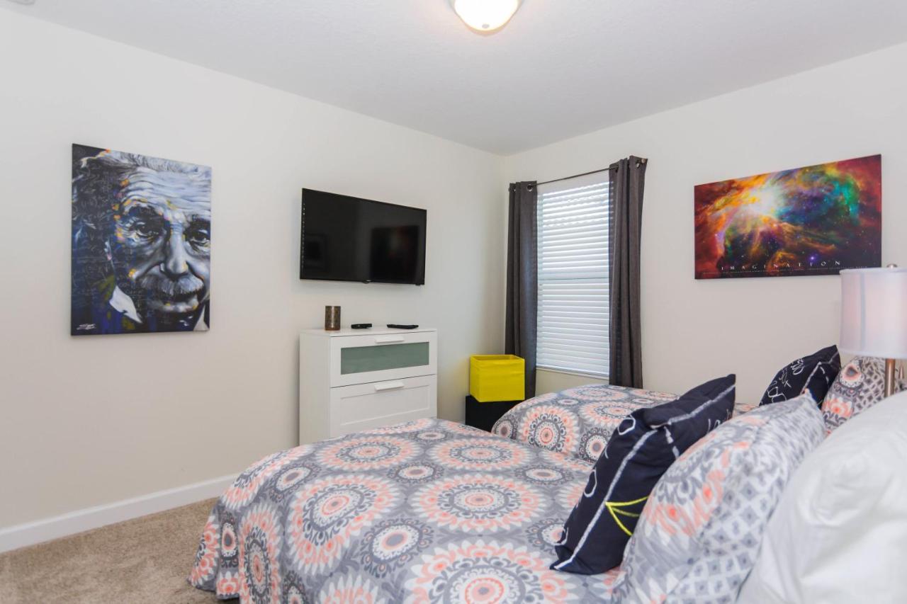 Enchanting Decor Home With Private Pool At Storey Lake Resort Sl4714 Kissimmee Exterior foto