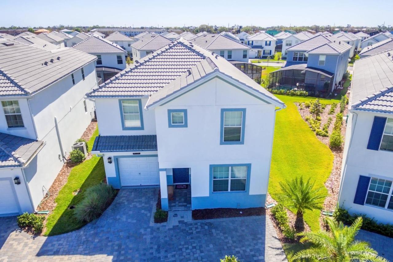Enchanting Decor Home With Private Pool At Storey Lake Resort Sl4714 Kissimmee Exterior foto