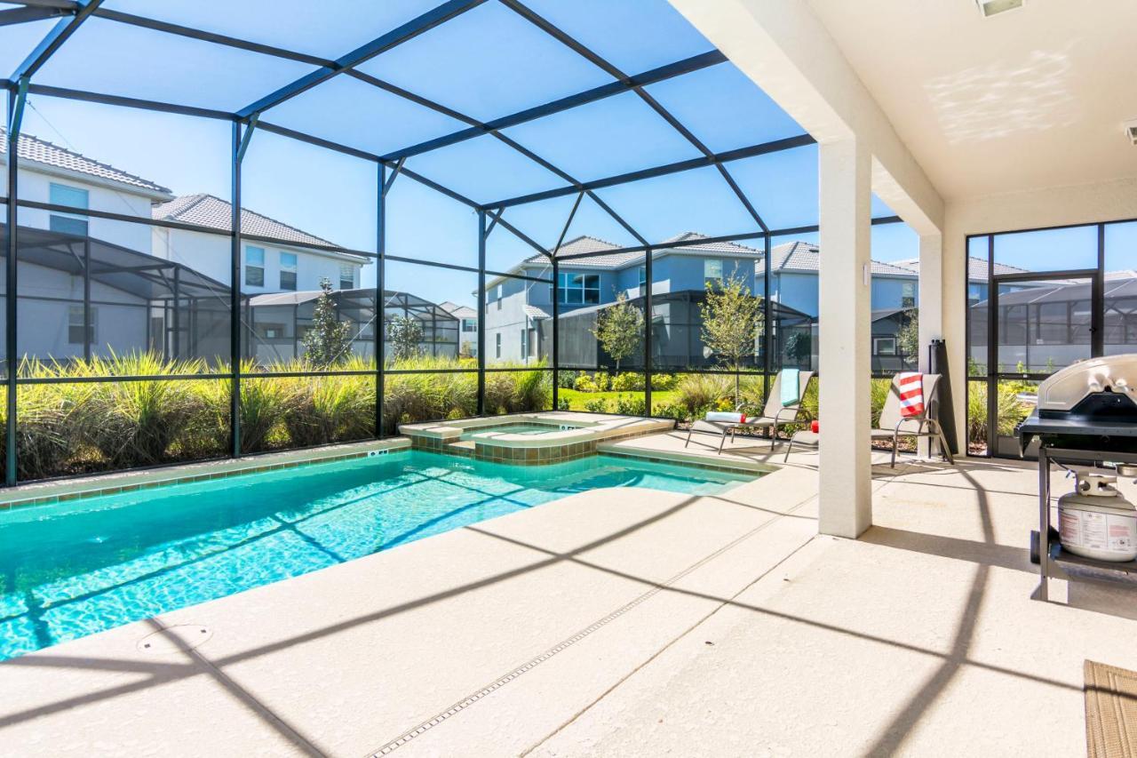 Enchanting Decor Home With Private Pool At Storey Lake Resort Sl4714 Kissimmee Exterior foto