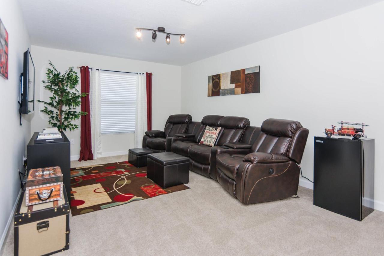 Enchanting Decor Home With Private Pool At Storey Lake Resort Sl4714 Kissimmee Exterior foto