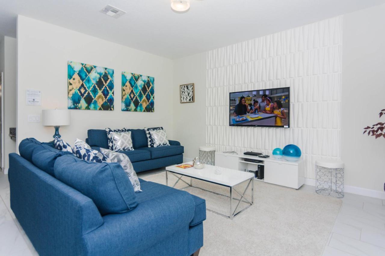 Enchanting Decor Home With Private Pool At Storey Lake Resort Sl4714 Kissimmee Exterior foto