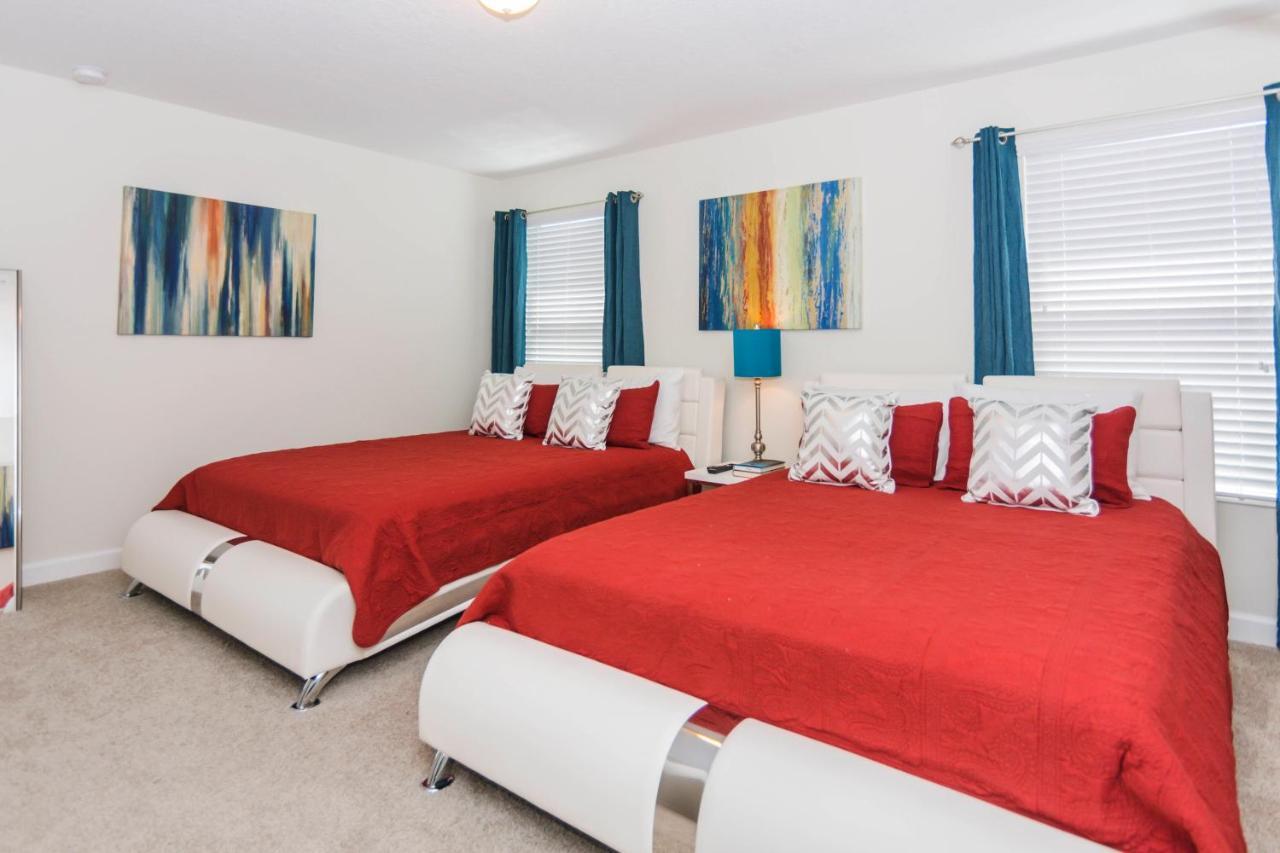 Enchanting Decor Home With Private Pool At Storey Lake Resort Sl4714 Kissimmee Exterior foto